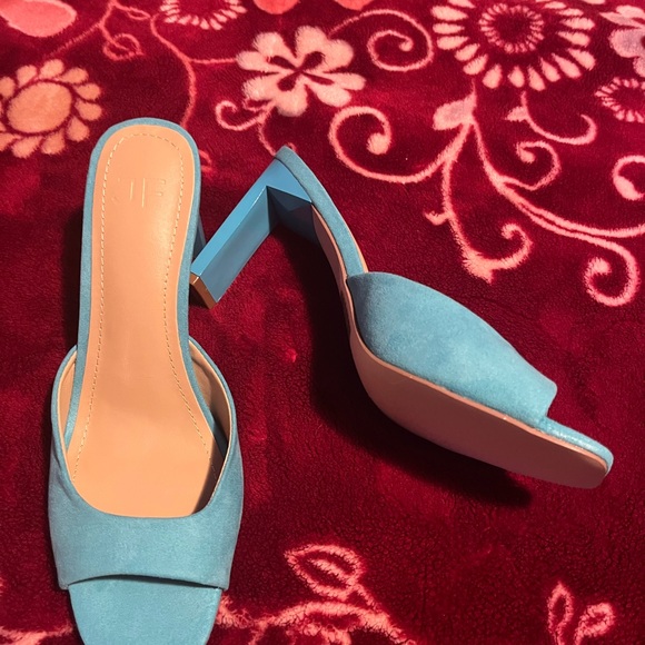 Suede fabric, 3” heels - Picture 1 of 1